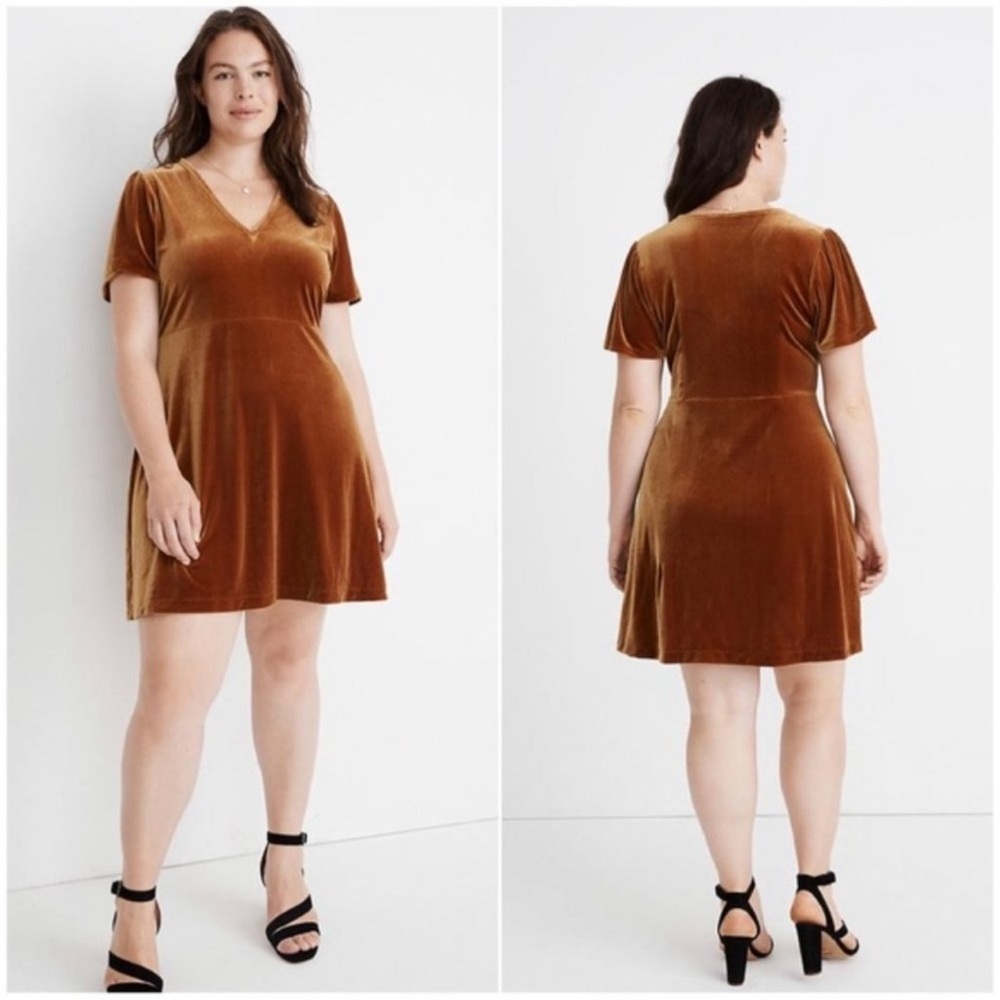 Madewell Velvet V-Neck Flutter Sleeve Dress size Large
